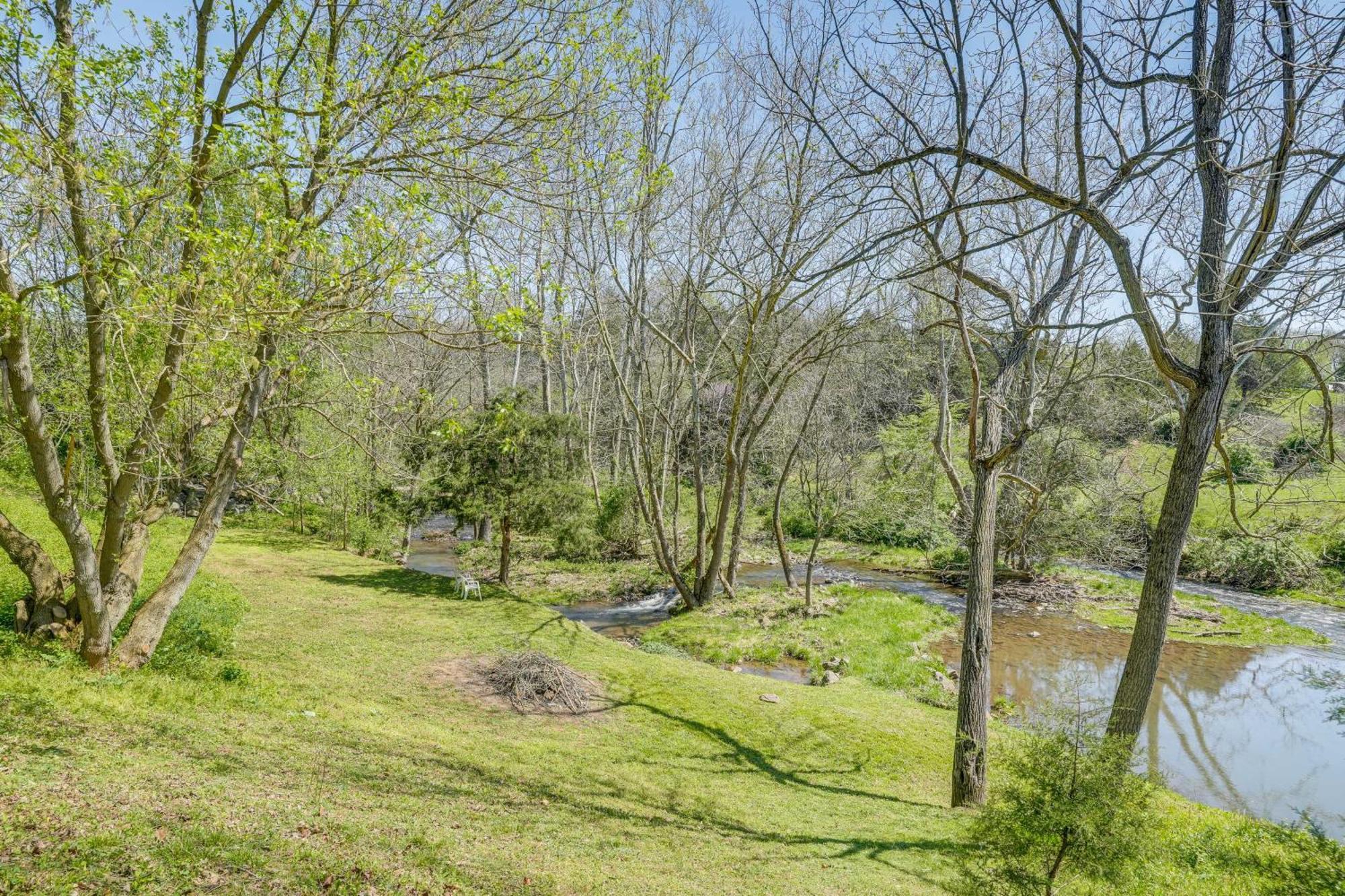 Waterfront Virginia Retreat With Canoe, Pets Welcome Rileyville Luaran gambar