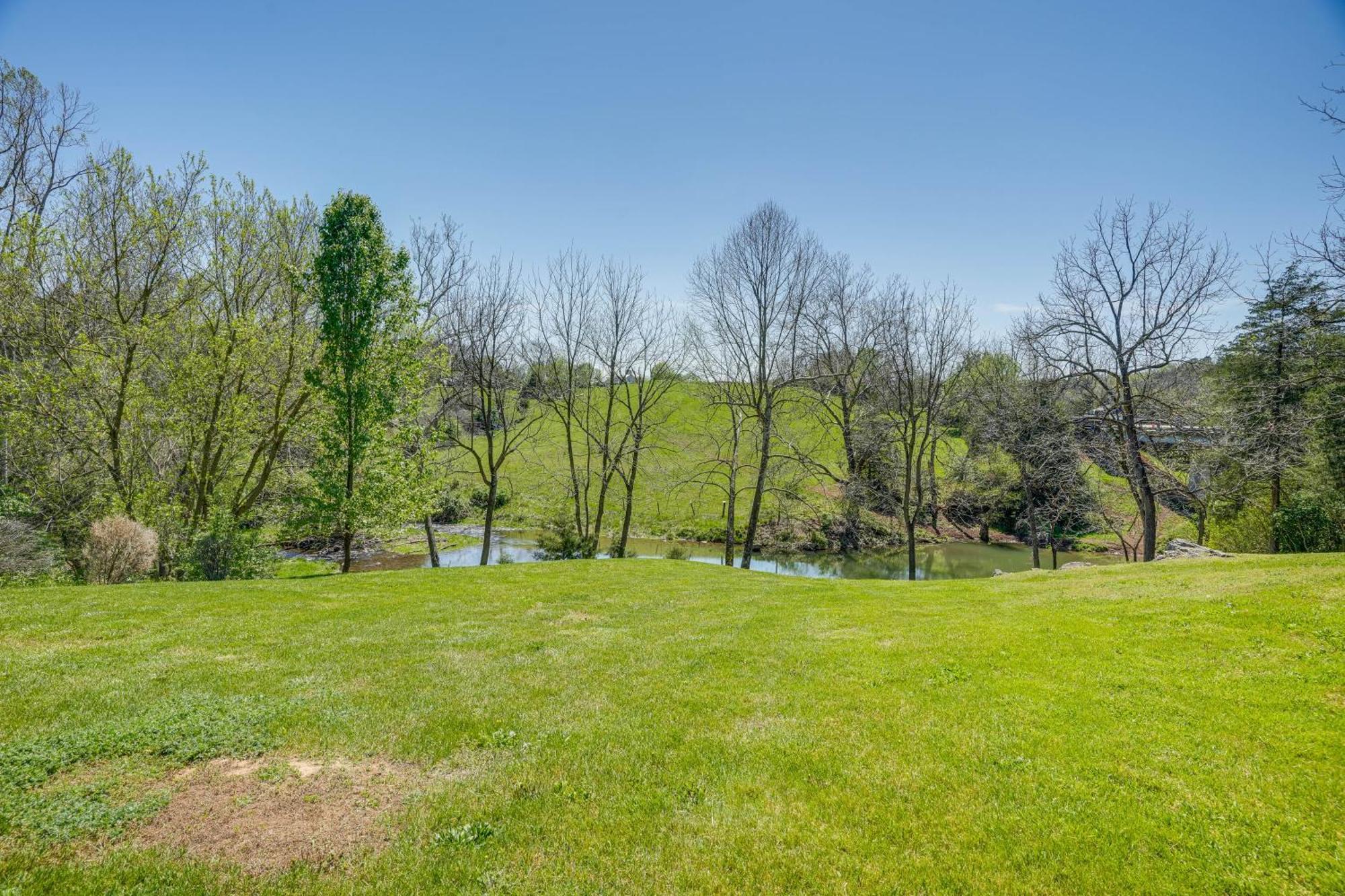 Waterfront Virginia Retreat With Canoe, Pets Welcome Rileyville Luaran gambar